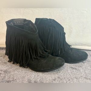 Taos Footwear Black Suede Fringe Ankle Boot Size EU39/US 8.5 Western Cowboy